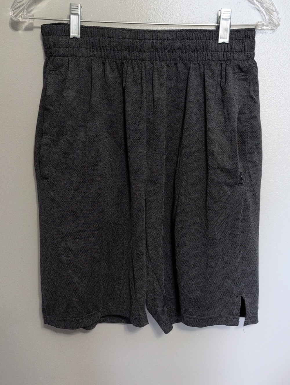 Men's Light Weight Mesh Shorts — Dark Charcoal Medium